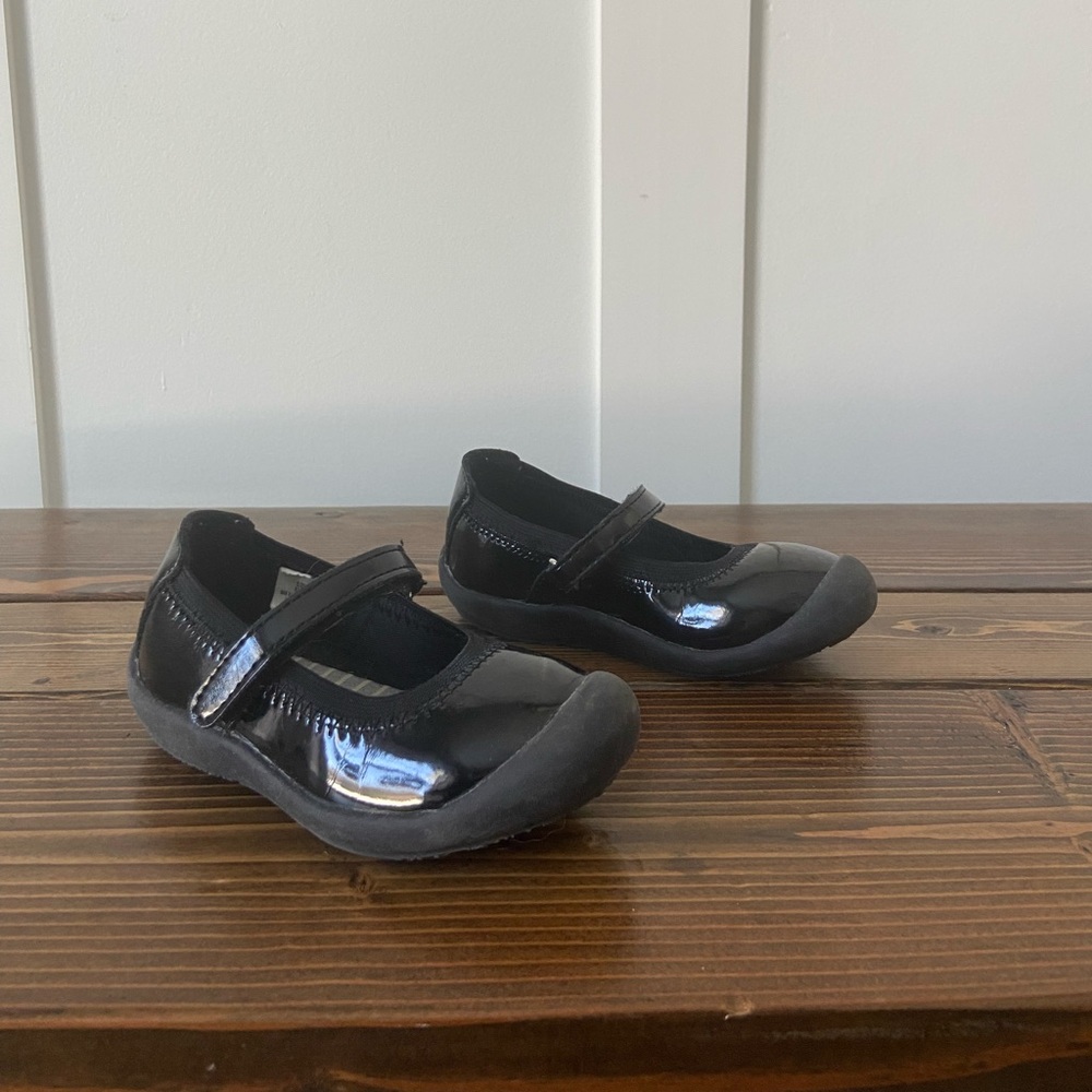 Hanna Andersson Maya Mary Jane Black Patent Shoe